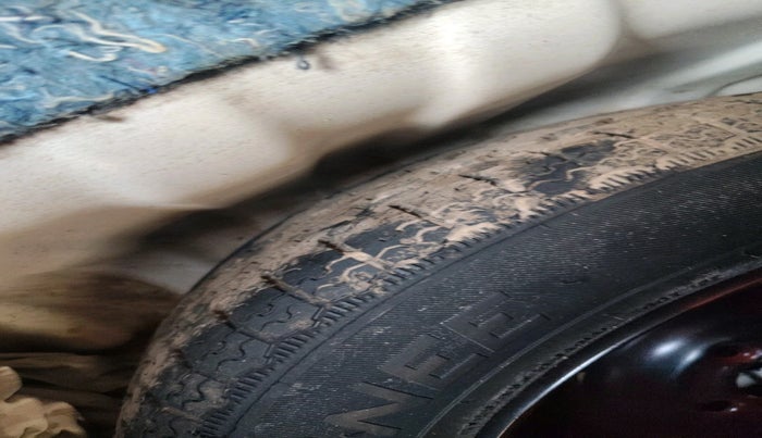 2021 Nissan MAGNITE XV MT, Petrol, Manual, 22,705 km, tyre