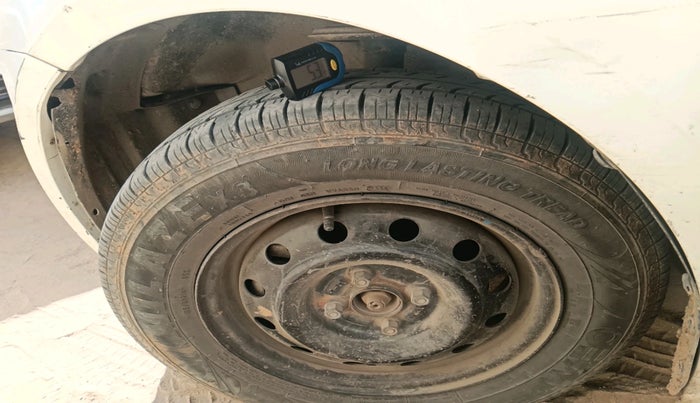 2011 Maruti Swift Dzire VXI, Petrol, Manual, 92,506 km, tyre