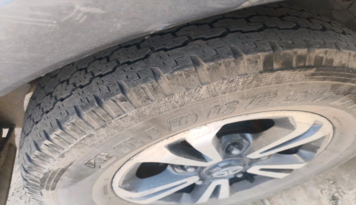 2018 Tata Hexa XE 4X2 7 STR, Diesel, Manual, 87,087 km, tyre