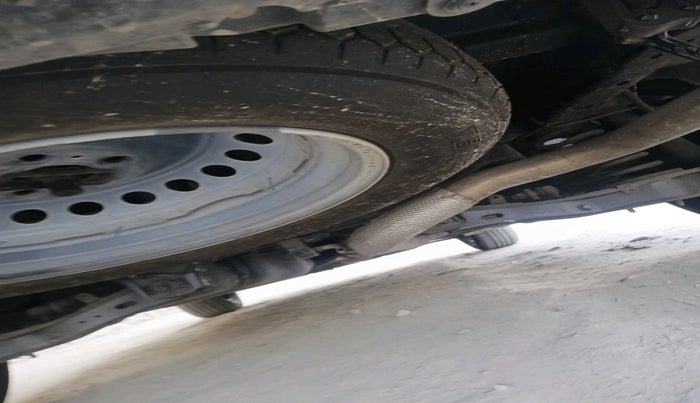 2023 Mahindra XUV700 MX D MT 5 STR, Diesel, Manual, 46,174 km, tyre