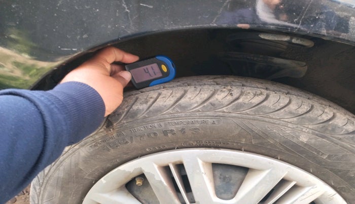 2012 Hyundai Santro Xing GLS, Petrol, Manual, 1,05,211 km, tyre