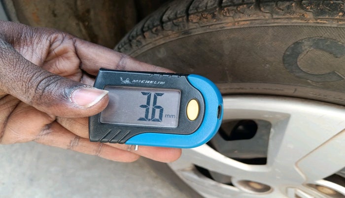 2019 Renault Kwid RXL, Petrol, Manual, 38,894 km, tyre