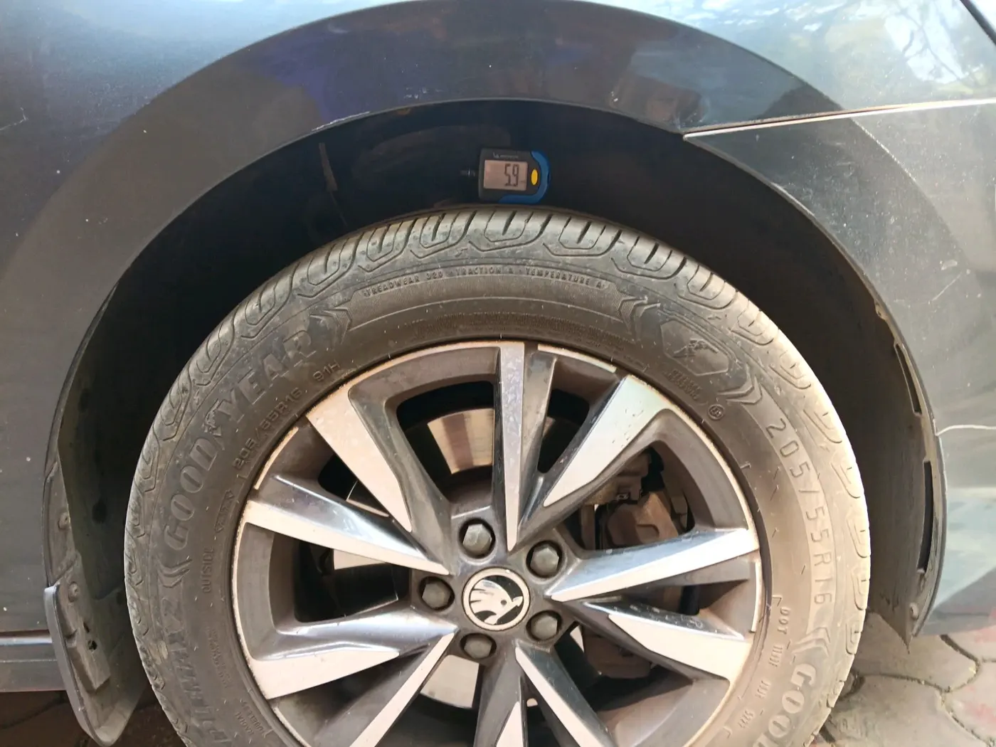 2023 Skoda SLAVIA STYLE 1.5L TSI DSG, Petrol, Automatic, 20,562 km, tyre