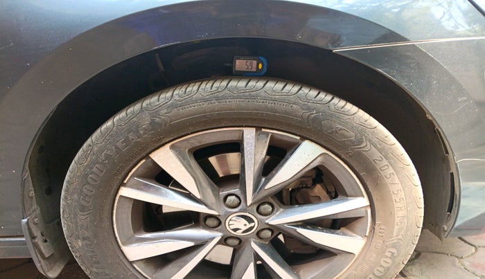 2023 Skoda SLAVIA STYLE 1.5L TSI DSG, Petrol, Automatic, 20,562 km, tyre