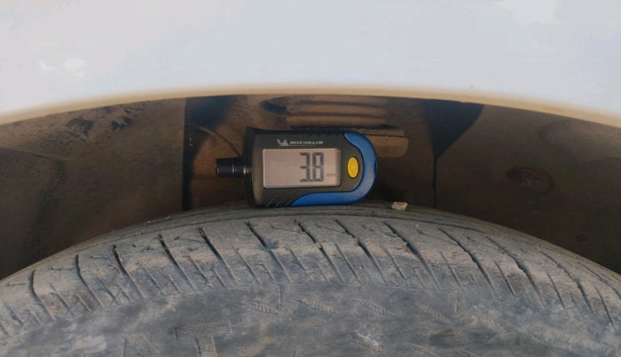 2023 MG COMET PLUSH, Electric, Automatic, 18,165 km, tyre