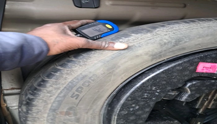 2016 Hyundai Creta SX PLUS 1.6 PETROL, Petrol, Manual, 68,344 km, tyre