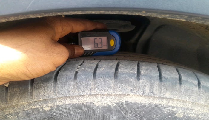 2020 Tata NEXON XM PETROL, Petrol, Manual, 85,229 km, tyre