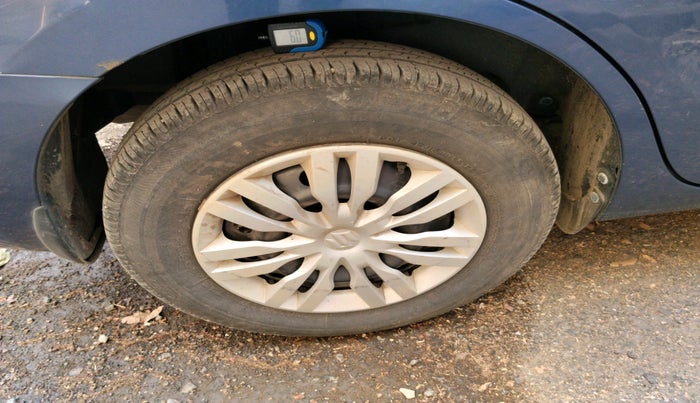 2017 Maruti Dzire VXI, Petrol, Manual, 6,062 km, tyre