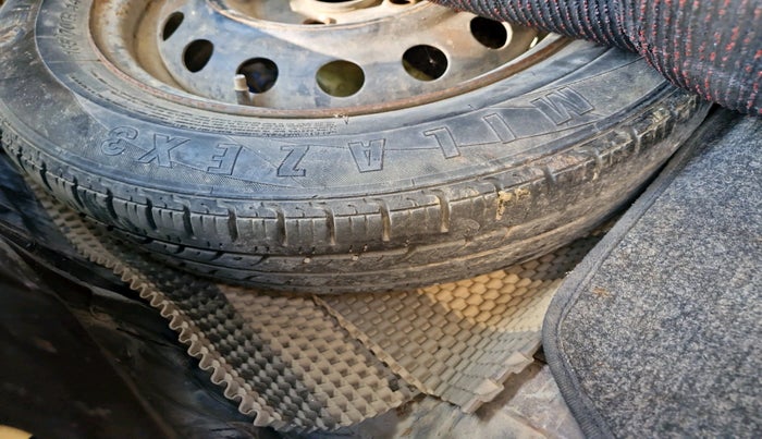 2014 Honda Amaze 1.5L I-DTEC SX, Diesel, Manual, 1,08,359 km, tyre