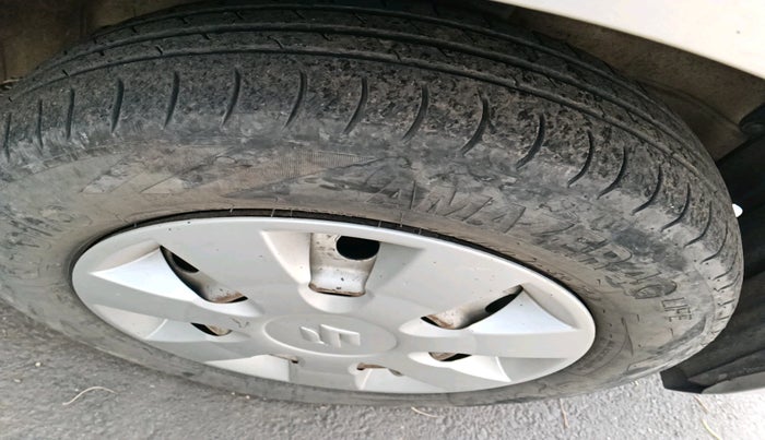 2014 Maruti Wagon R 1.0 LXI CNG, CNG, Manual, 1,03,244 km, tyre