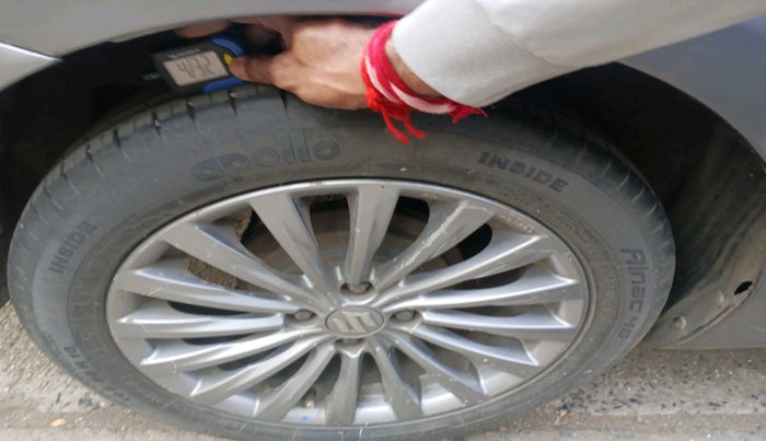 2015 Maruti Ciaz ZXI, Petrol, Manual, 1,63,690 km, tyre