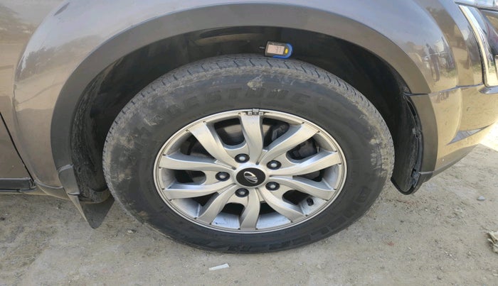 2019 Mahindra XUV500 W9, Diesel, Manual, 63,207 km, tyre