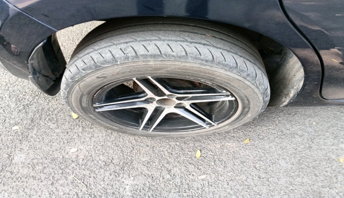 2019 Maruti Swift VDI, Diesel, Manual, 71,754 km, tyre