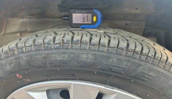 2014 Maruti Swift Dzire VXI, Petrol, Manual, 31,770 km, tyre