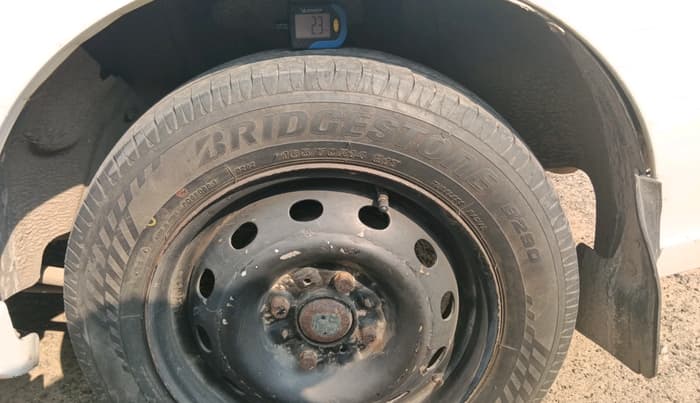 2010 Tata Indigo CS LS TDI, Diesel, Manual, 2,82,539 km, tyre