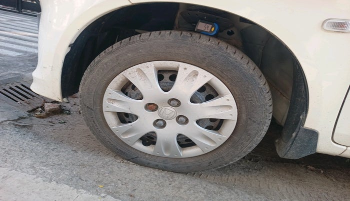 2014 Honda Brio S MT, Petrol, Manual, 3,683 km, tyre