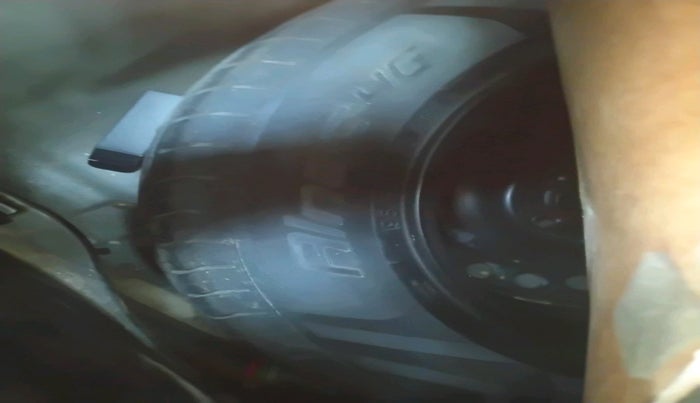 2022 Hyundai VENUE S 1.2, Petrol, Manual, 94,448 km, tyre