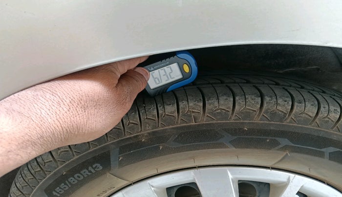 2014 Hyundai i10 SPORTZ 1.1, Petrol, Manual, 1,12,345 km, tyre