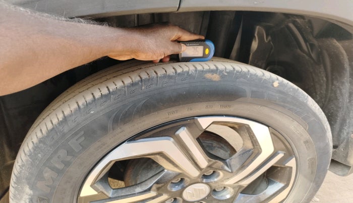 2023 Maruti BREZZA VXI SMART HYBRID, Petrol, Manual, 1,07,938 km, tyre