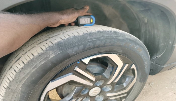 2023 Maruti BREZZA VXI SMART HYBRID, Petrol, Manual, 1,07,938 km, tyre