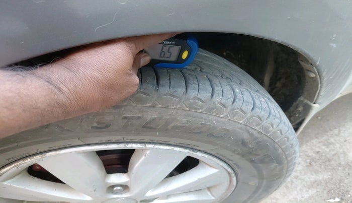 2012 Hyundai i20 ASTA 1.4 CRDI, Diesel, Manual, 1,31,967 km, tyre