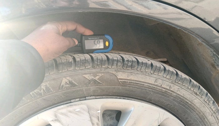 2016 Maruti Ertiga VDI SHVS, Diesel, Manual, 88,307 km, tyre