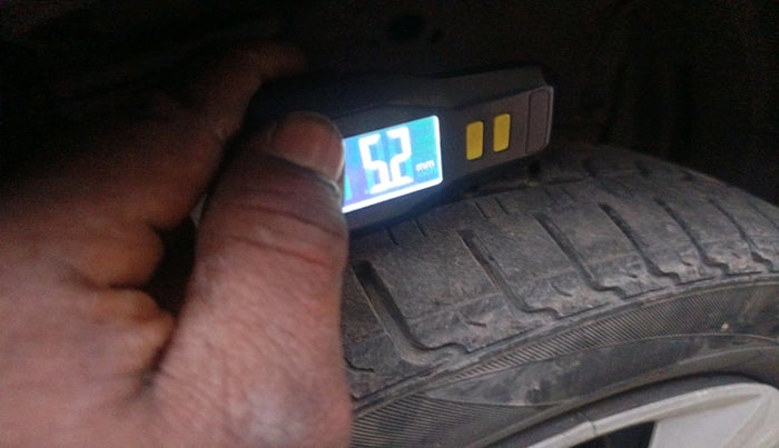 2014 Maruti Wagon R 1.0 VXI, Petrol, Manual, 91,660 km, tyre