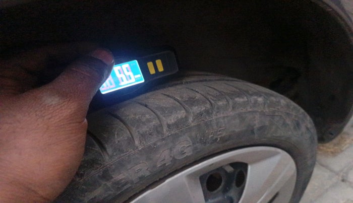 2014 Maruti Wagon R 1.0 VXI, Petrol, Manual, 91,660 km, tyre