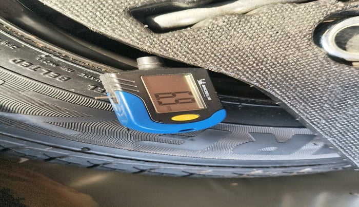 2016 Honda Jazz 1.2L I-VTEC V, Petrol, Manual, 1,19,743 km, tyre