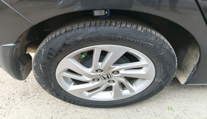 2016 Honda Jazz 1.2L I-VTEC V, Petrol, Manual, 1,19,743 km, tyre