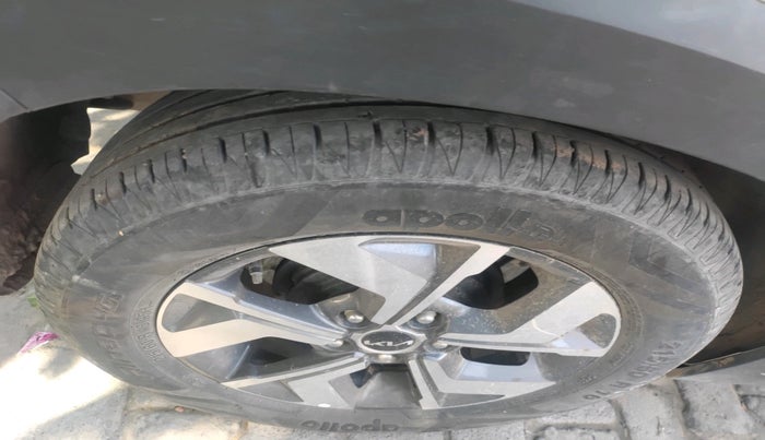 2023 KIA SONET HTX 1.0 IMT, Petrol, Manual, 43,491 km, tyre