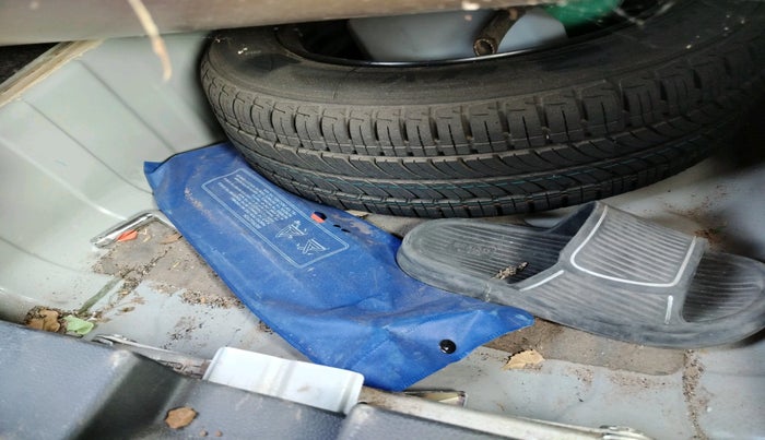 2022 Honda City 1.5L I-VTEC V MT 5TH GEN, Petrol, Manual, 42,987 km, tyre