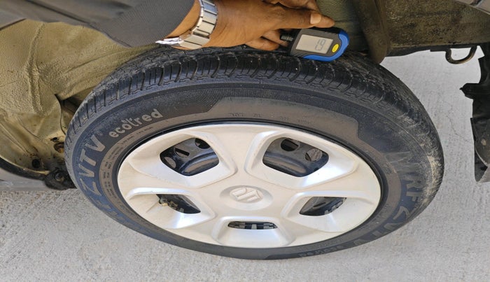 2020 Maruti S PRESSO VXI (O) CNG, Petrol, Manual, 52,967 km, tyre