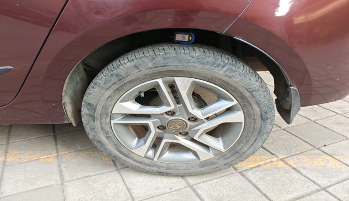 2022 Tata TIGOR XZA PLUS PETROL, Petrol, Automatic, 10,232 km, tyre