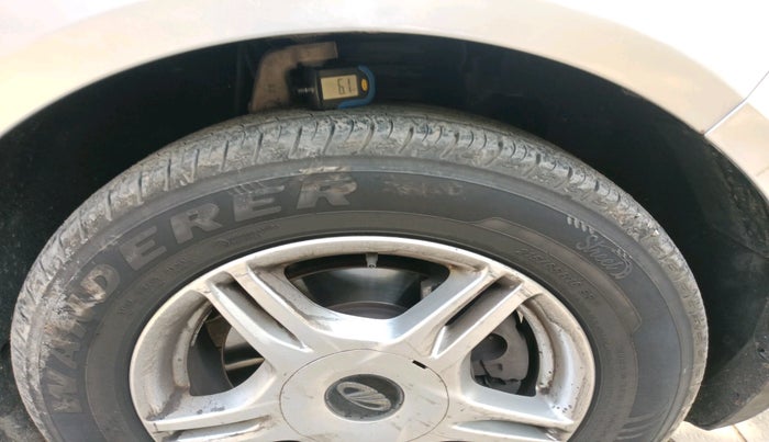 2018 Mahindra MARAZZO M6 8 STR, Diesel, Manual, 1,24,685 km, tyre