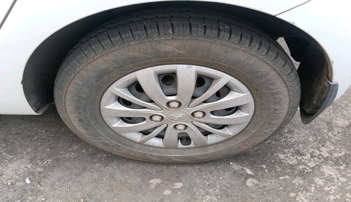 2013 Hyundai Grand i10 MAGNA 1.2 KAPPA VTVT, Petrol, Manual, 38,035 km, tyre