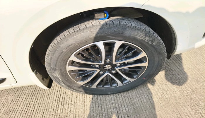 2022 Maruti Ertiga ZXI  CNG, Petrol, Manual, 44,991 km, tyre