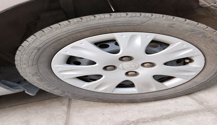 2013 Honda Amaze 1.2L I-VTEC S AT, Petrol, Automatic, 92,326 km, tyre