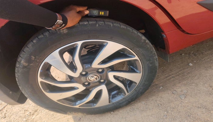 2020 Toyota Glanza G, Petrol, Manual, 13,628 km, tyre