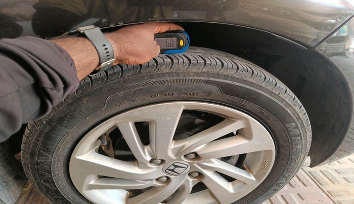 2016 Honda Jazz 1.2L I-VTEC V, Petrol, Manual, 47,963 km, tyre