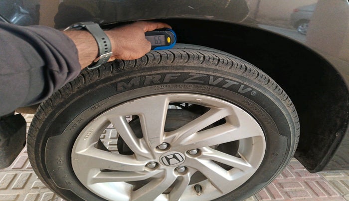 2016 Honda Jazz 1.2L I-VTEC V, Petrol, Manual, 47,963 km, tyre