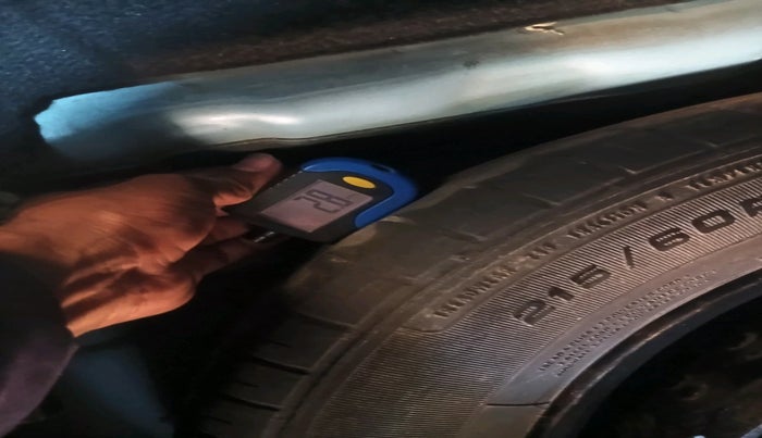 2018 Tata NEXON XZ PLUS DIESEL, Diesel, Manual, 1,07,081 km, tyre