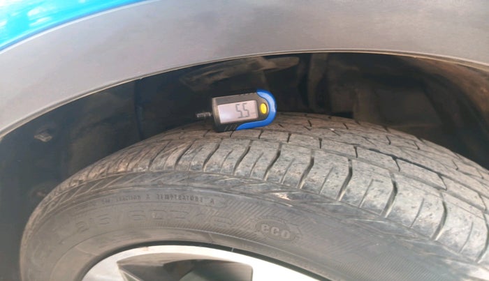 2018 Tata NEXON XZ PLUS DIESEL, Diesel, Manual, 1,07,081 km, tyre