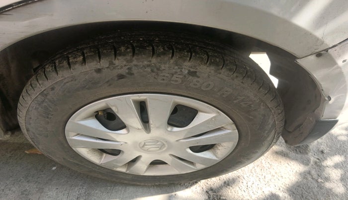 2013 Maruti Swift Dzire VXI, Petrol, Manual, 67,942 km, tyre