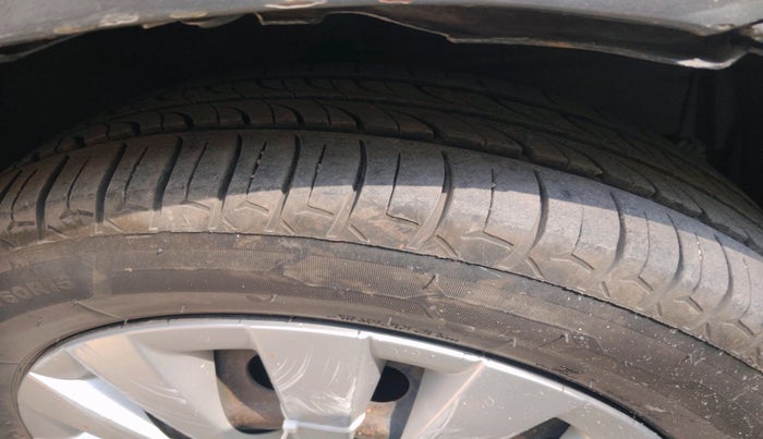 2015 Toyota Etios GD, Diesel, Manual, 1,63,970 km, tyre