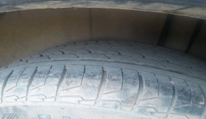 2018 Maruti S Cross ZETA 1.3, Diesel, Manual, 1,01,187 km, tyre