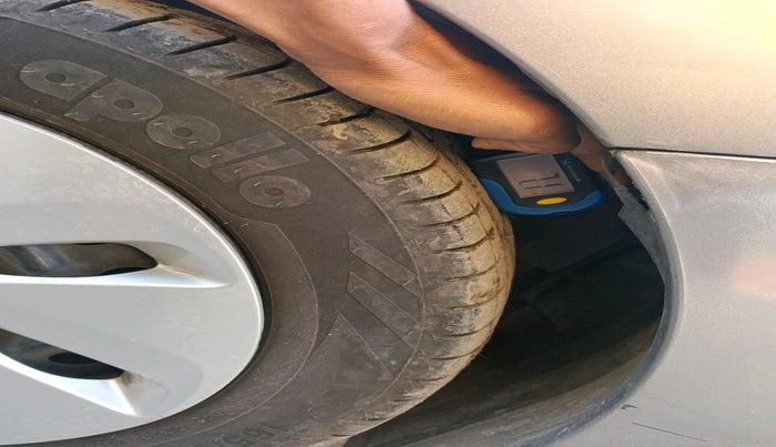 2016 Maruti Celerio VXI AMT, Petrol, Automatic, 1,10,488 km, tyre