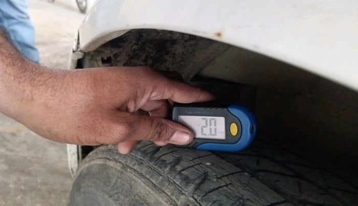 2011 Maruti Ritz VXI, Petrol, Manual, 46,935 km, tyre