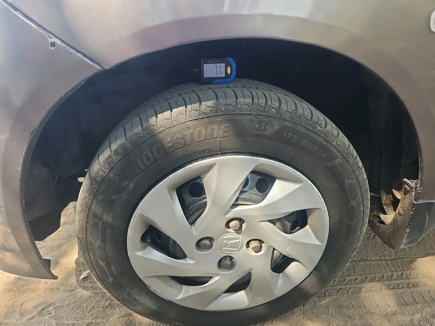 2014 Honda Amaze 1.5L I-DTEC S, Diesel, Manual, 98,053 km, tyre
