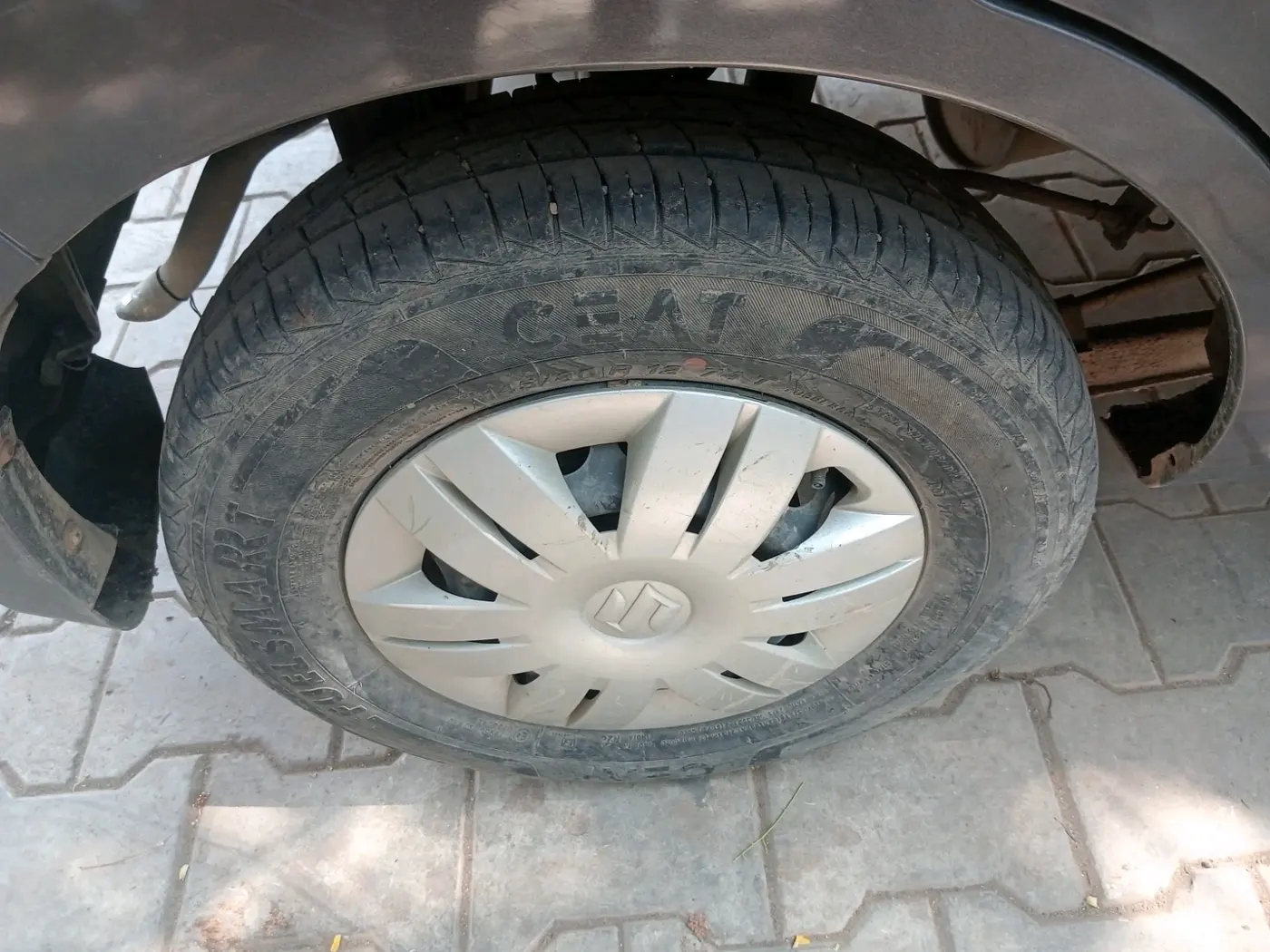 2019 Maruti Alto LXI, Petrol, Manual, 23,761 km, tyre